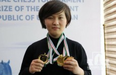 16-year-old Uzbekistani Umid Omonova became the world in fast chess