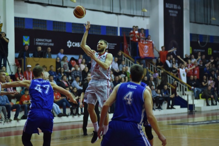 Novosibirsk defeated with a small margin by glasses