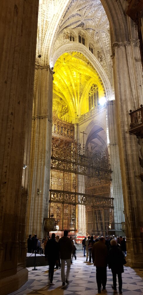 Seville Cathedral - the second in the world in size, after the Vatican