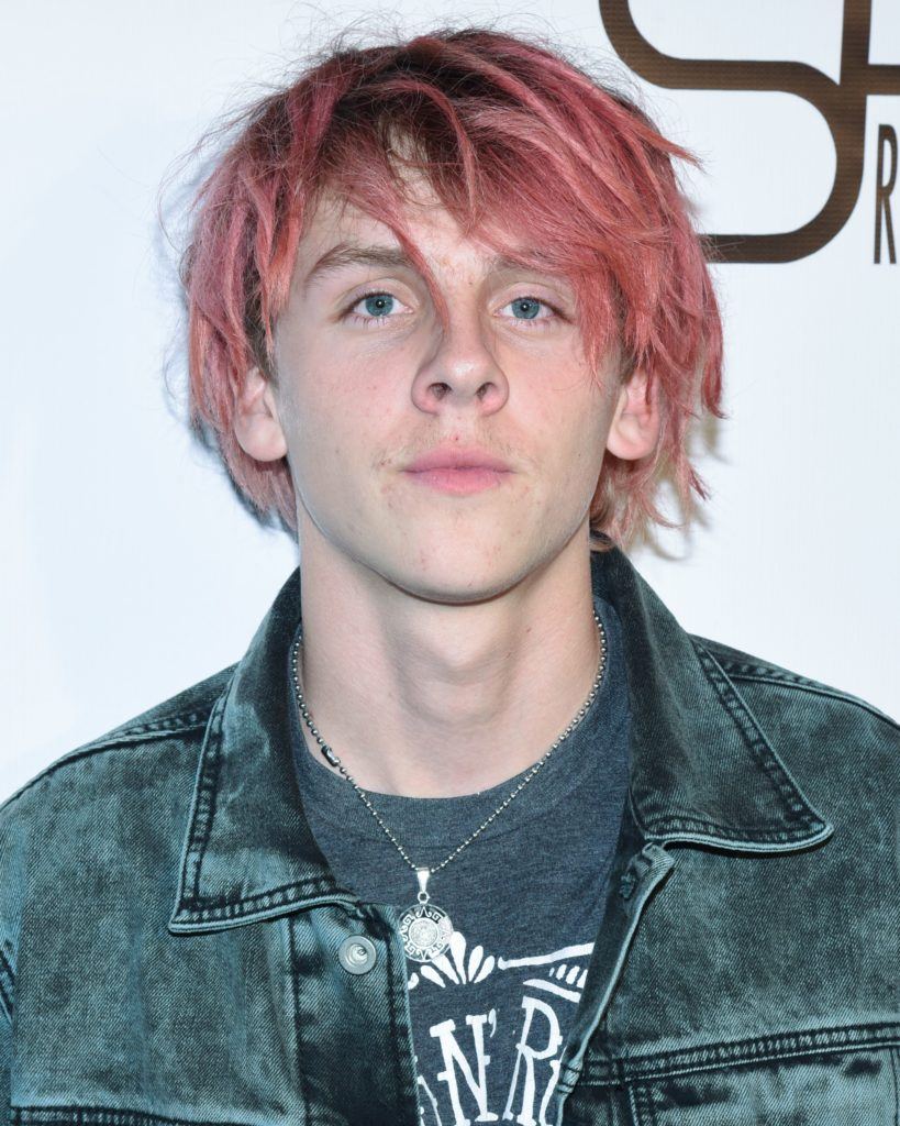 Men's haircut names pink hair
