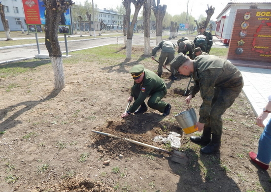 Military personnel of the Central Military District and the Youth Army of the Altai Territory took part in the action Lilac of Victory